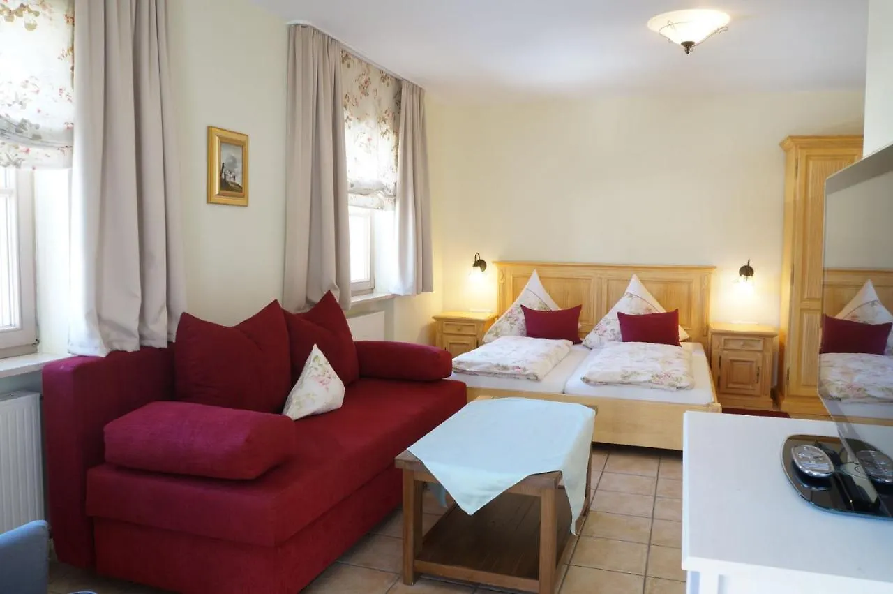 Landhotel Guglhupf Schwangau 2*,  Alemania